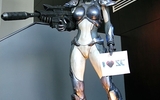 Nova_statue_whole