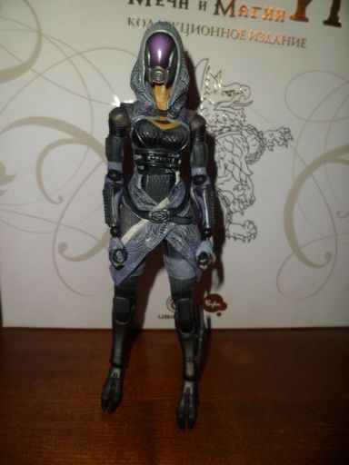 Mass Effect 3 - Mass Effect Play Arts Kai - Tali'Zorah vas Normandy - обзор